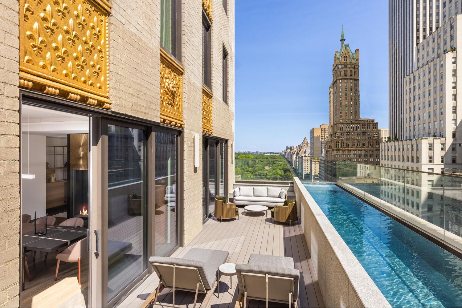 $40 Million Penthouse with a Private Pool Overlooking Central Park – A ...